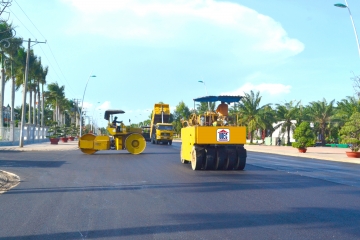 Xe thi công nhựa nóng
